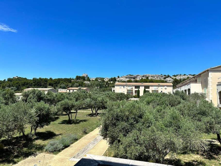 Lou Olivie, Appartement Climatise Avec Piscine Aux Pieds Alpilles Paradou Exterior photo